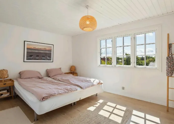 3 Bedroom Amazing In Ferienhaus Vejby