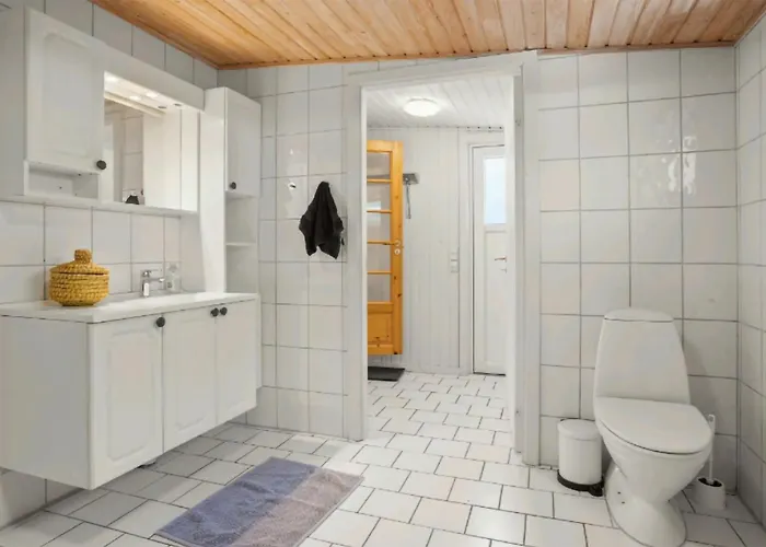 Ferienhaus 3 Bedroom Amazing In